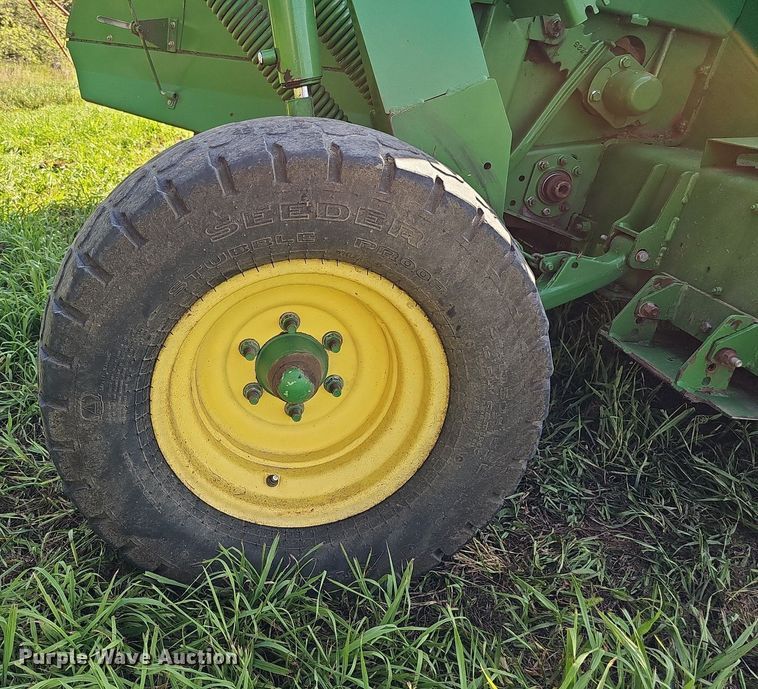 image for item DQ0254 2016 John Deere 956  swather / windrower