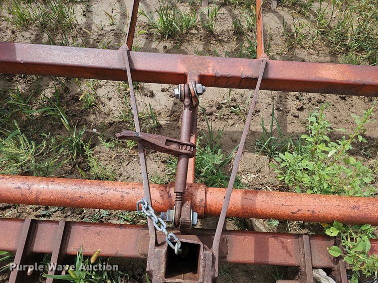 image for item DQ0284 Allis Chalmers 10  chisel