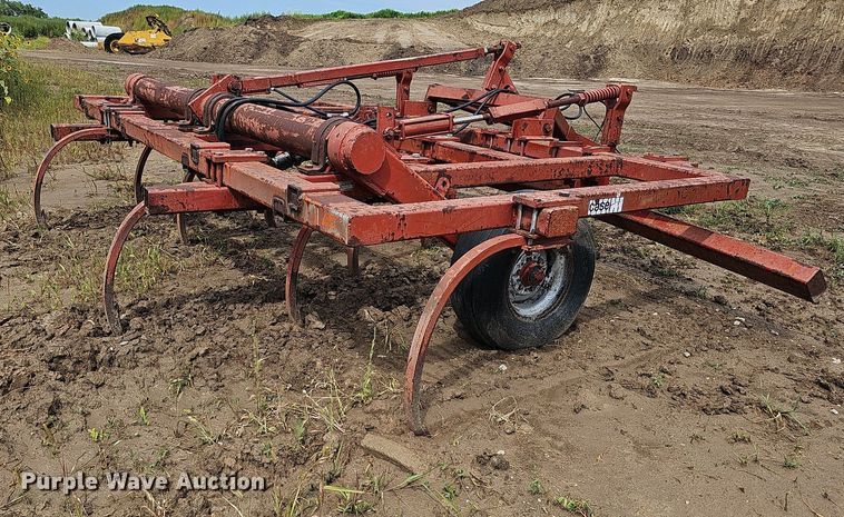 image for item DQ0287 Case IH 6615CC  chisel