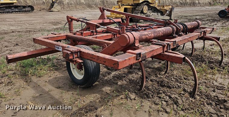 image for item DQ0287 Case IH 6615CC  chisel