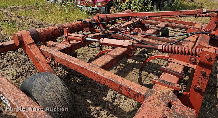 image for item DQ0287 Case IH 6615CC  chisel