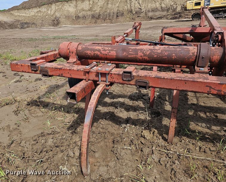 image for item DQ0287 Case IH 6615CC  chisel