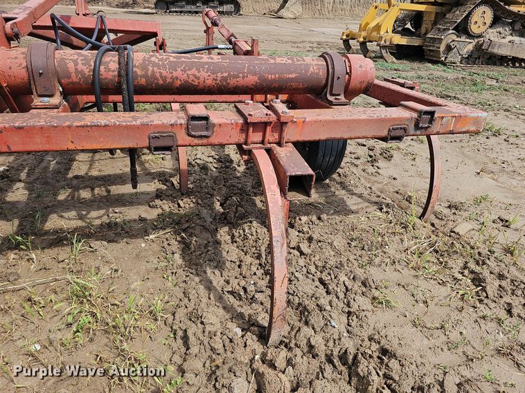 image for item DQ0287 Case IH 6615CC  chisel