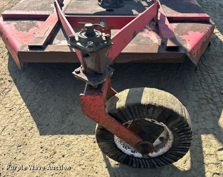 image for item DQ0913 1975 Ford 4100  tractor