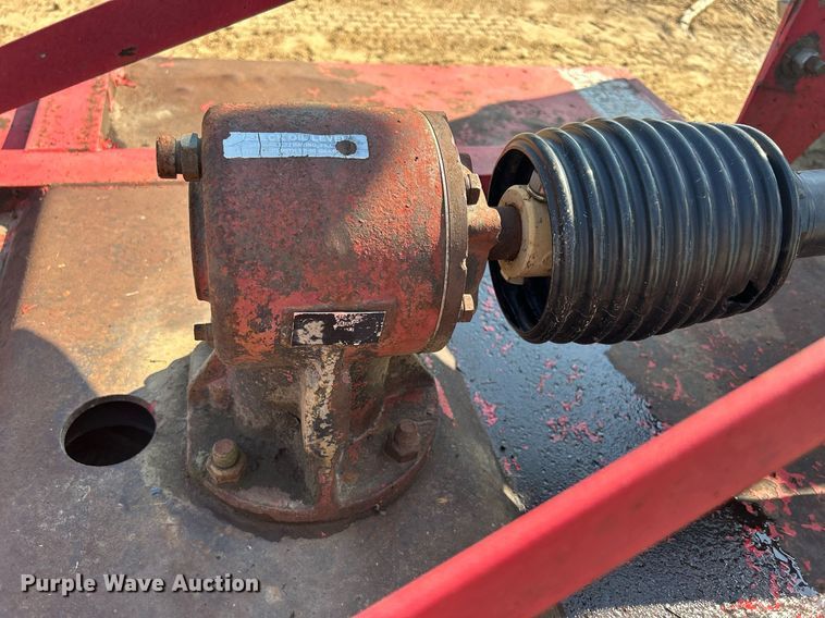 image for item DQ0913 1975 Ford 4100  tractor