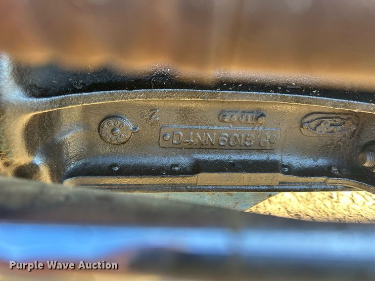 image for item DQ0913 1975 Ford 4100  tractor