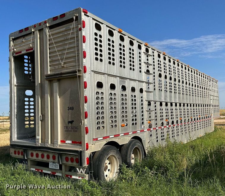 image for item DQ1394 2010 Wilson PSDCL-402  livestock trailer