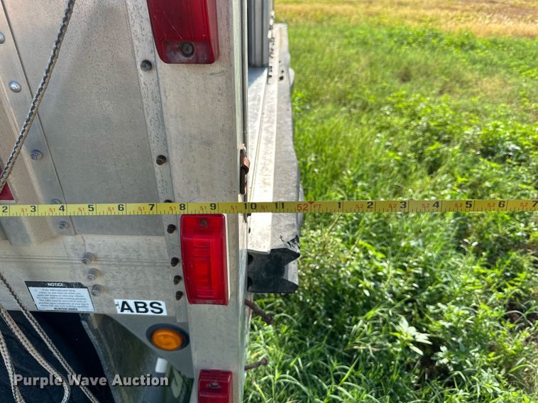 image for item DQ1394 2010 Wilson PSDCL-402  livestock trailer