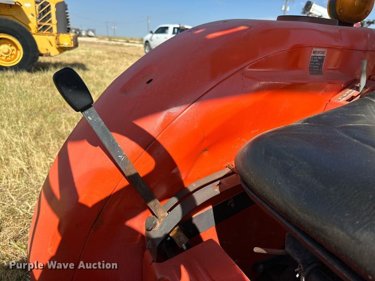 image for item DQ1397 Kubota  MFWD tractor