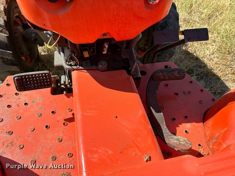 image for item DQ1397 Kubota  MFWD tractor