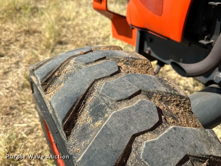 image for item DQ1397 Kubota  MFWD tractor