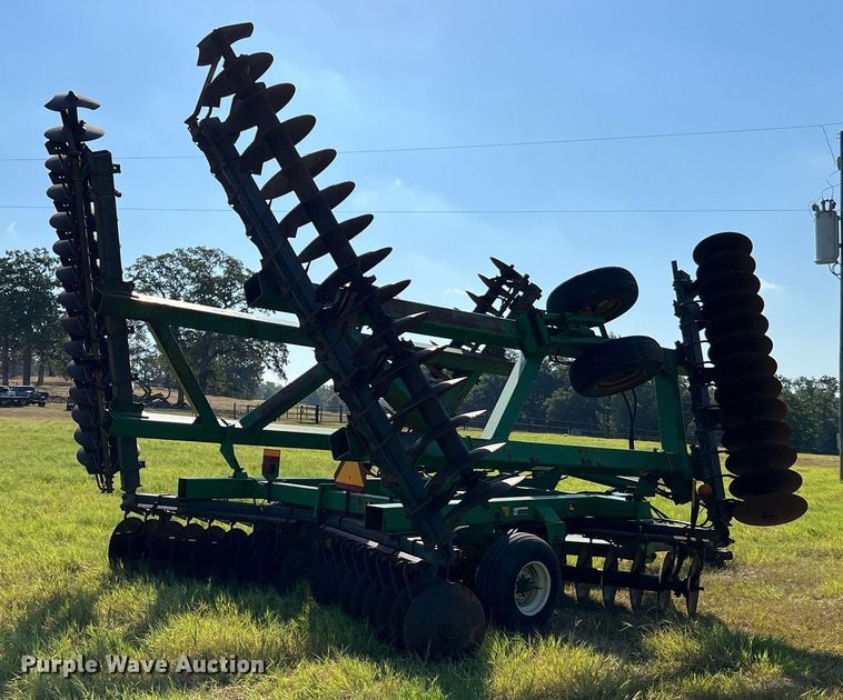 image for item DQ2149 John Deere 650  disk