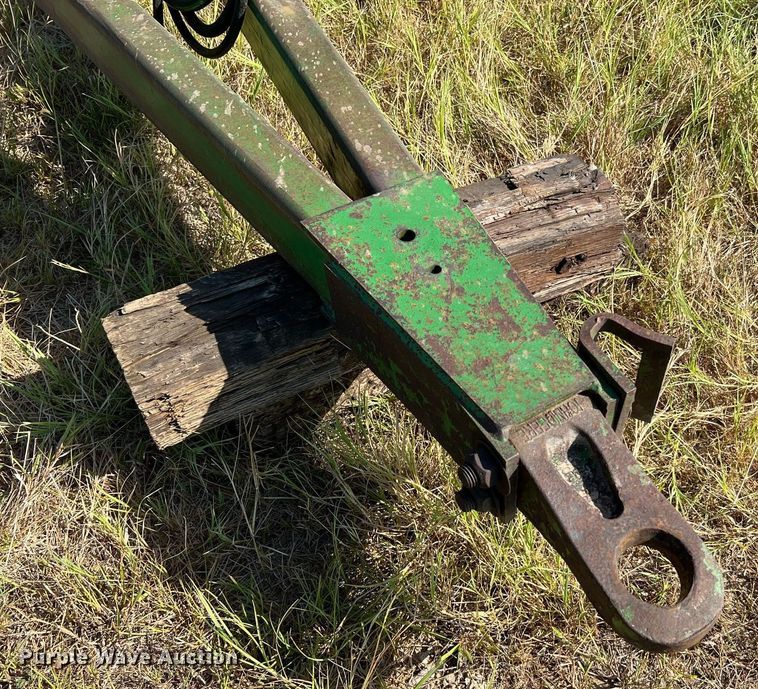 image for item DQ2149 John Deere 650  disk