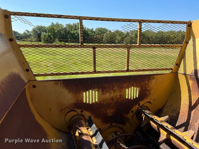 image for item DQ2151 2010 Vermeer BP7000  bale processor