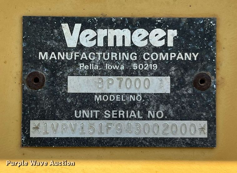 image for item DQ2151 2010 Vermeer BP7000  bale processor