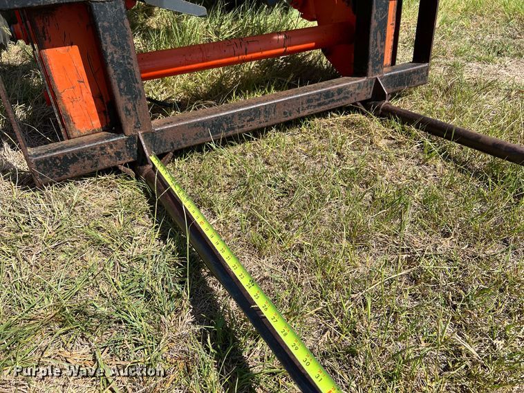 image for item DQ2152 2017 Kubota M6-111  MFWD tractor