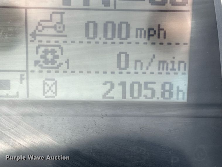 image for item DQ2152 2017 Kubota M6-111  MFWD tractor