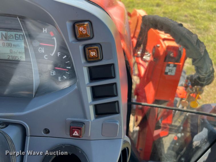 image for item DQ2152 2017 Kubota M6-111  MFWD tractor