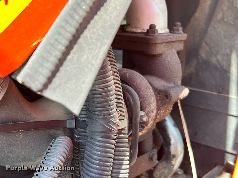 image for item DQ2152 2017 Kubota M6-111  MFWD tractor