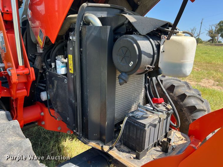 image for item DQ2152 2017 Kubota M6-111  MFWD tractor