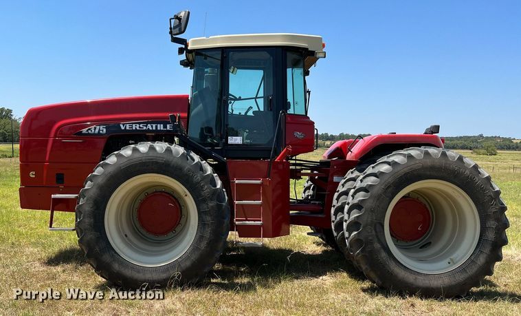 image for item DQ2153 2013 Versatile 2375  4WD tractor