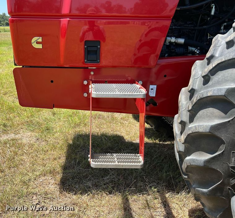 image for item DQ2153 2013 Versatile 2375  4WD tractor