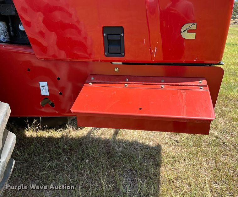 image for item DQ2153 2013 Versatile 2375  4WD tractor