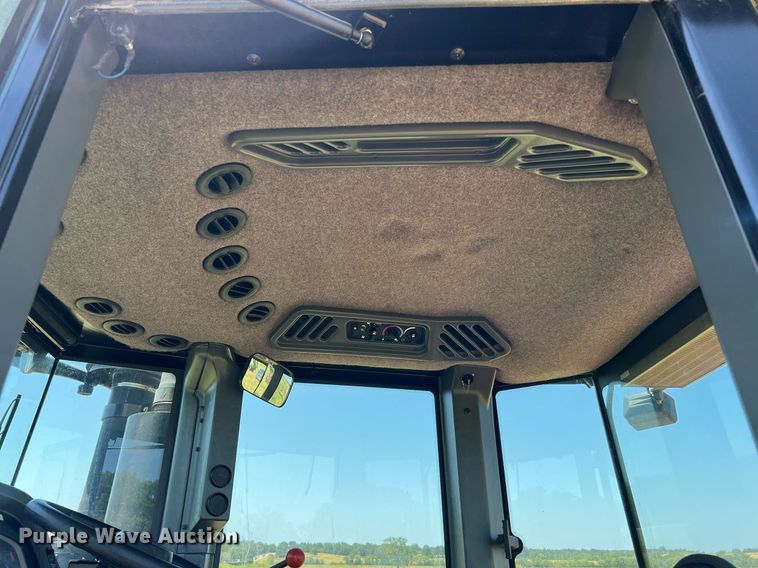 image for item DQ2153 2013 Versatile 2375  4WD tractor