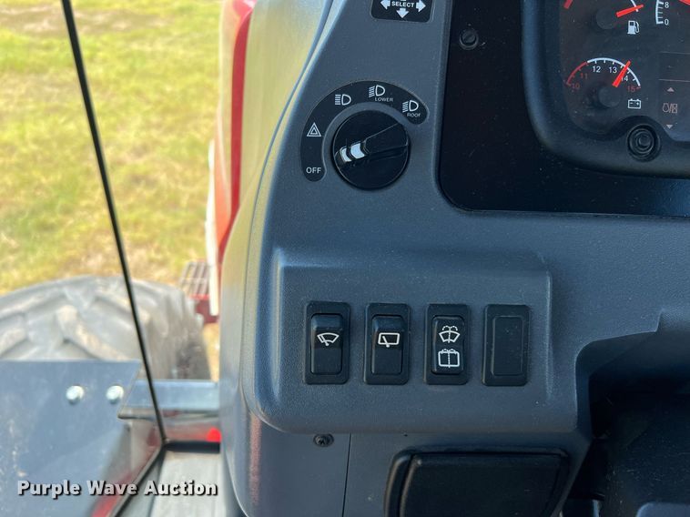 image for item DQ2153 2013 Versatile 2375  4WD tractor