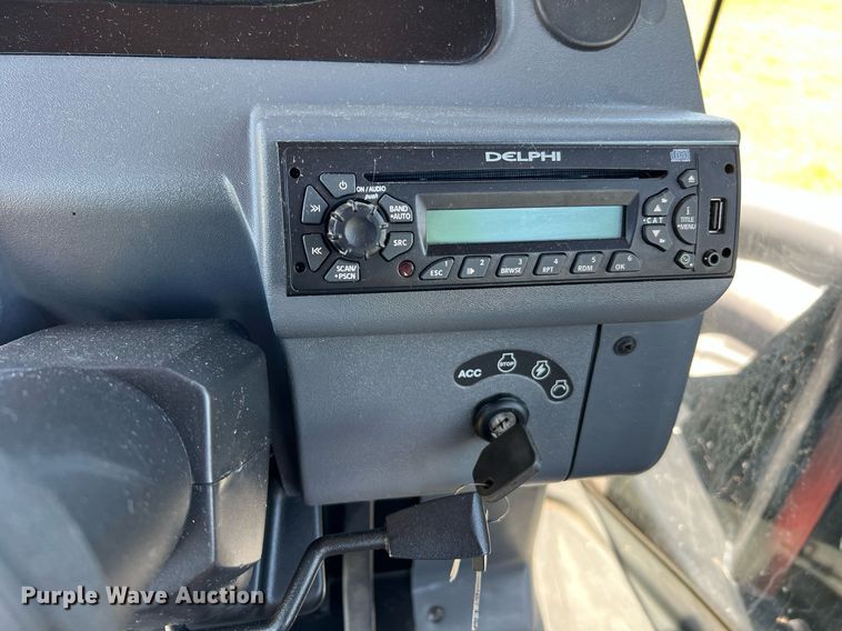 image for item DQ2153 2013 Versatile 2375  4WD tractor