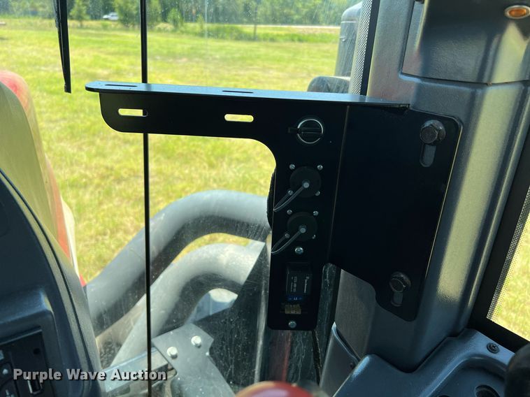 image for item DQ2153 2013 Versatile 2375  4WD tractor