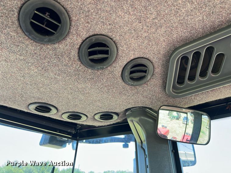 image for item DQ2153 2013 Versatile 2375  4WD tractor