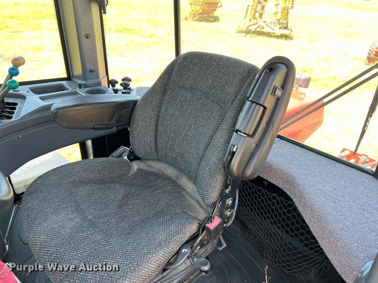 image for item DQ2153 2013 Versatile 2375  4WD tractor