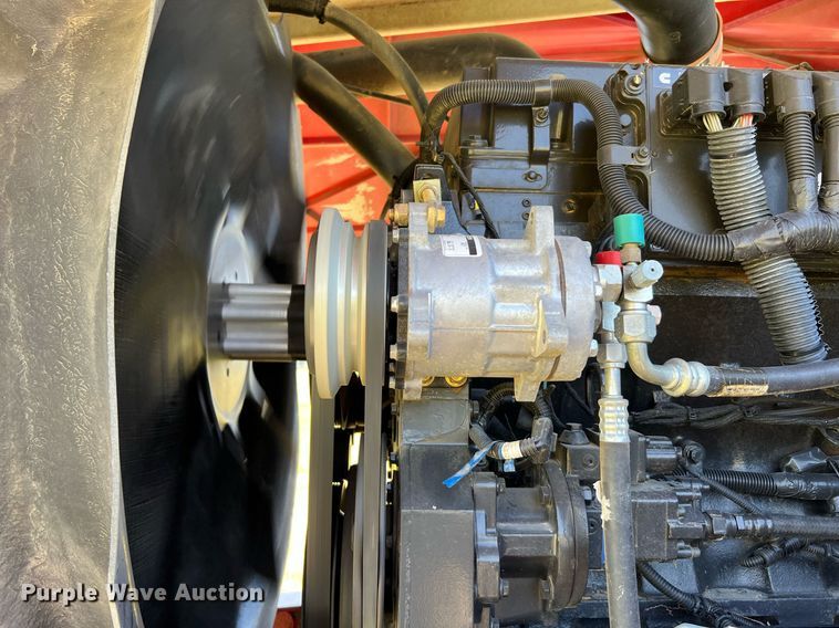 image for item DQ2153 2013 Versatile 2375  4WD tractor