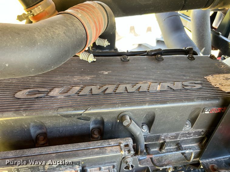 image for item DQ2153 2013 Versatile 2375  4WD tractor