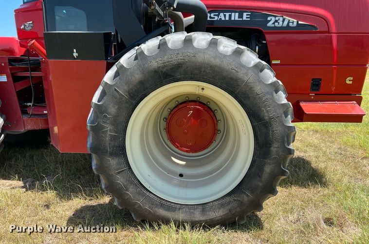 image for item DQ2153 2013 Versatile 2375  4WD tractor