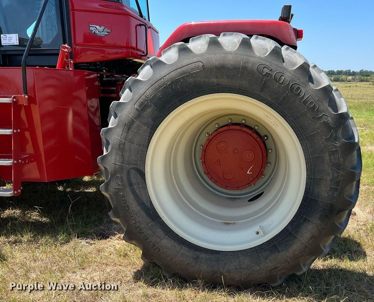 image for item DQ2153 2013 Versatile 2375  4WD tractor