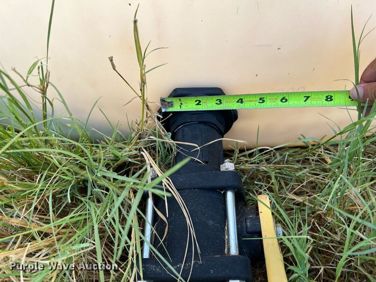 image for item DQ2156 Poly tank