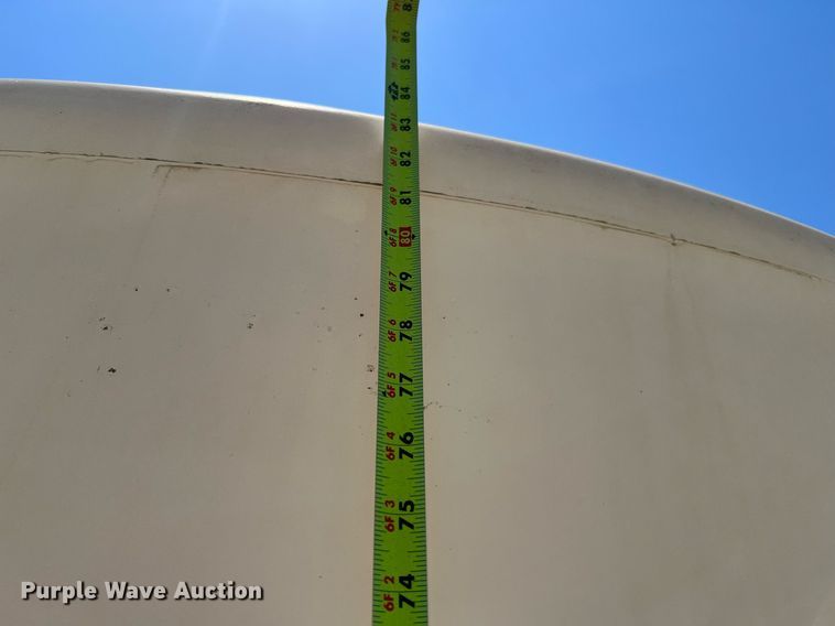 image for item DQ2156 Poly tank