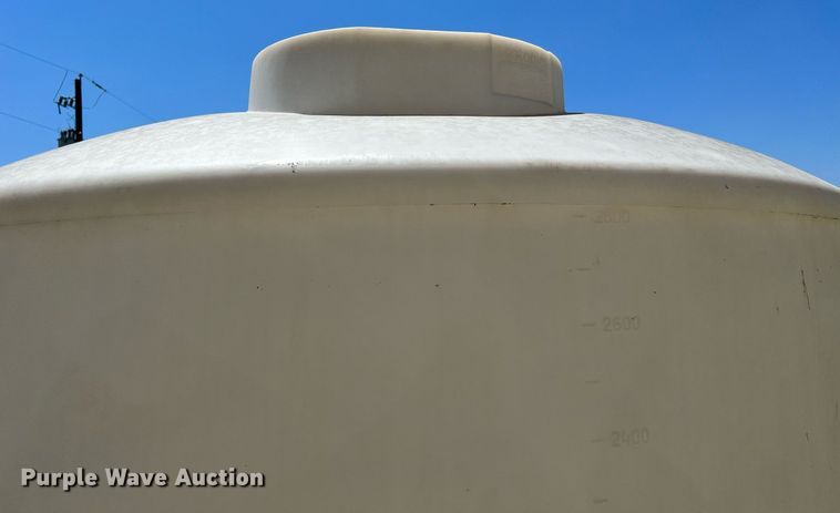 image for item DQ2156 Poly tank