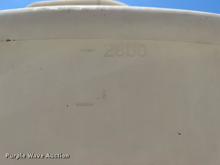 image for item DQ2156 Poly tank