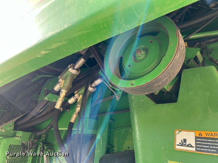 image for item DQ2161 2005 John Deere 9860 STS  combine