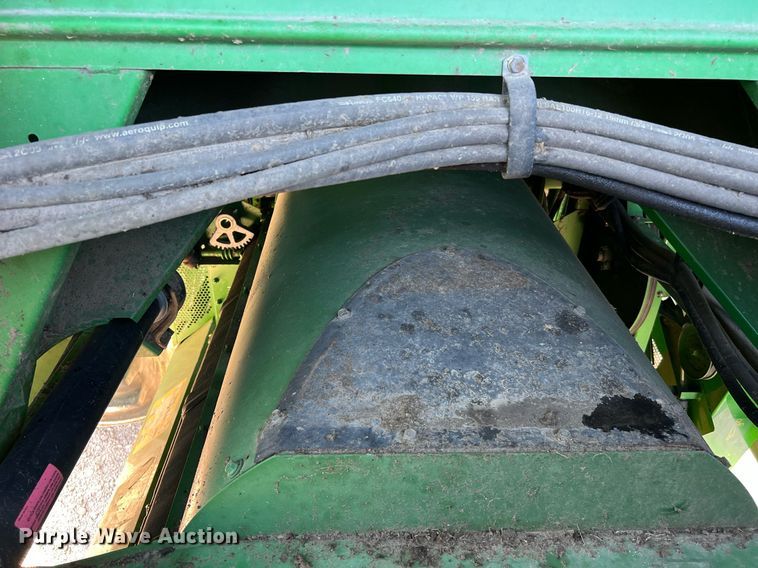 image for item DQ2161 2005 John Deere 9860 STS  combine