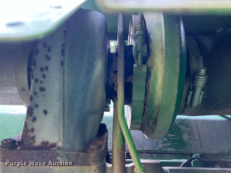 image for item DQ2161 2005 John Deere 9860 STS  combine