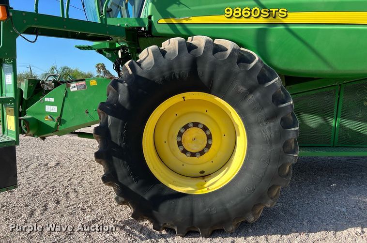 image for item DQ2161 2005 John Deere 9860 STS  combine