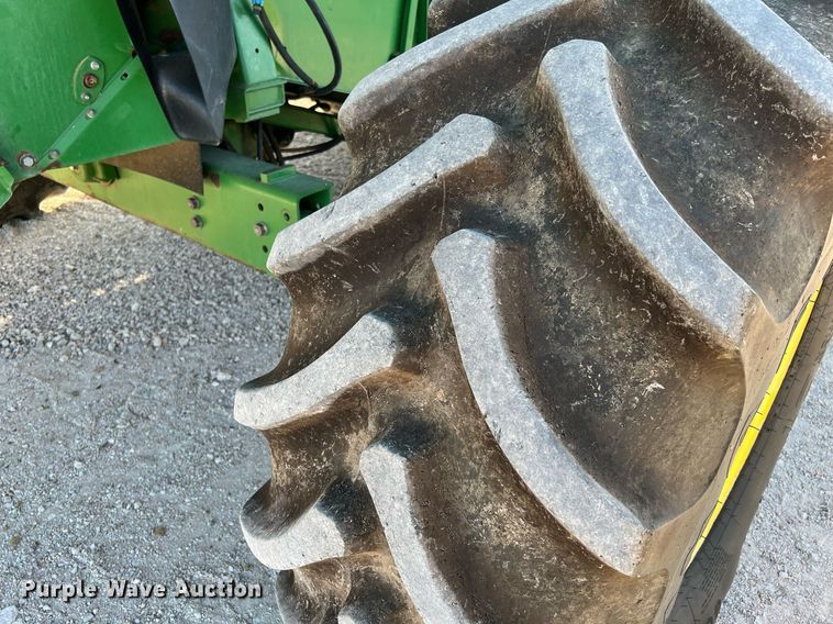 image for item DQ2161 2005 John Deere 9860 STS  combine