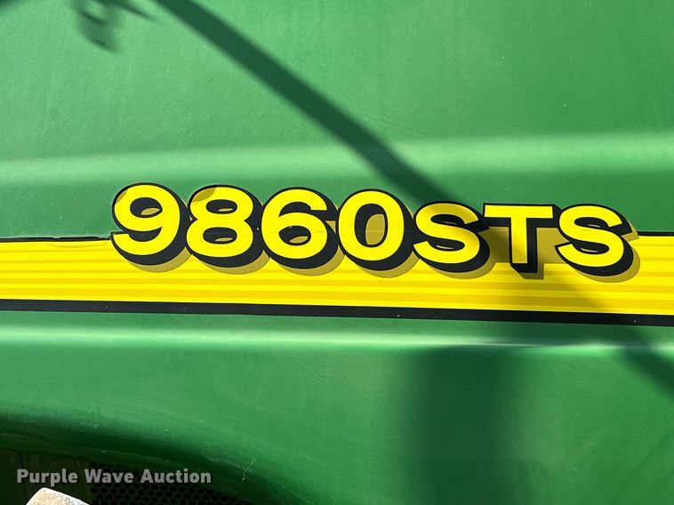 image for item DQ2161 2005 John Deere 9860 STS  combine