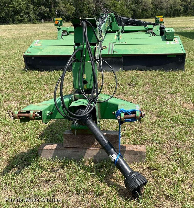 image for item HN9952 2009 John Deere 956  swather / windrower