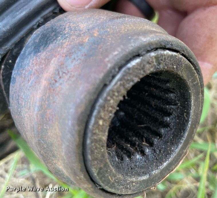 image for item HN9952 2009 John Deere 956  swather / windrower