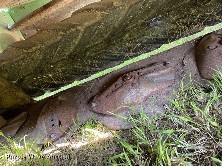 image for item HN9952 2009 John Deere 956  swather / windrower